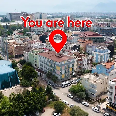 Alisveris Merkezi Karsisi, Rahat Daire'10' Apartment *